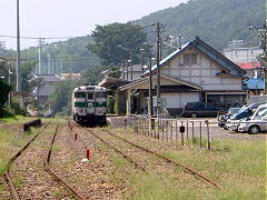 烏山駅