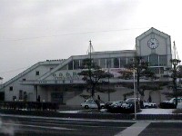 三沢駅舎